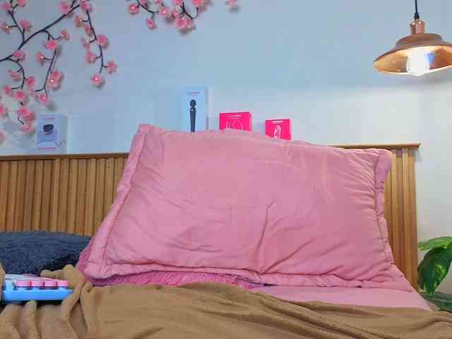 selenanoir1 Live Webcam on BongaCams