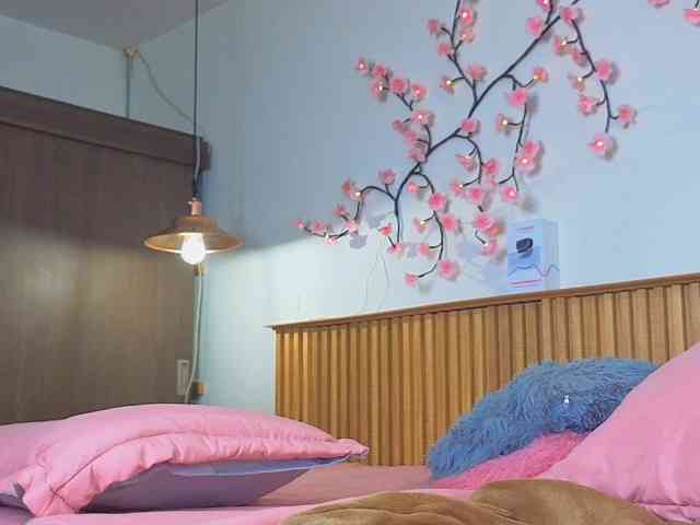 selenanoir1's live room