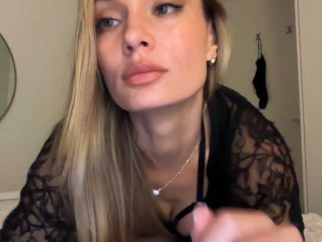 WhiteDirty, en directo ahora en BongaCams