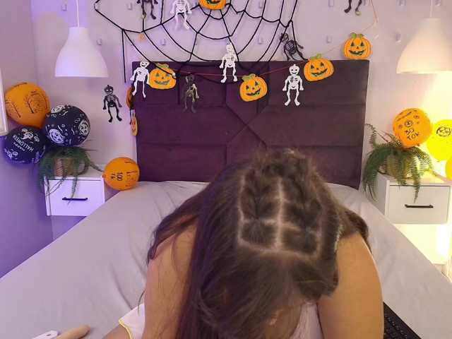 Laylacharmel, en directo ahora en BongaCams