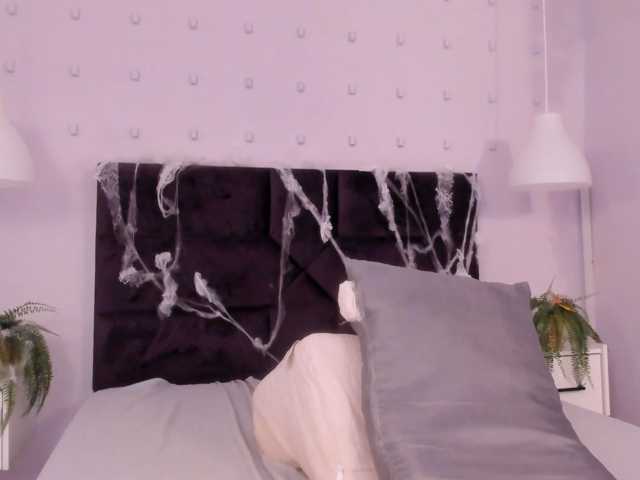 Laylacharmel live cam on BongaCams