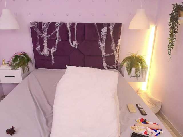 Laylacharmel live cam on BongaCams