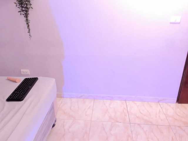 Laylacharmel live cam on BongaCams