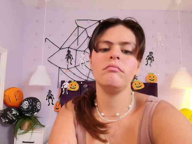 Laylacharmel webcam