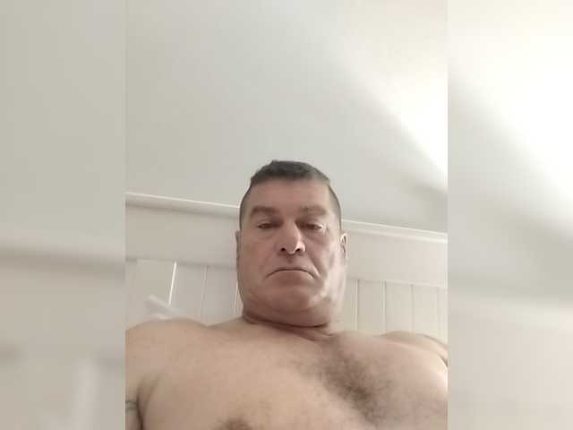 Gorgeousguy1a