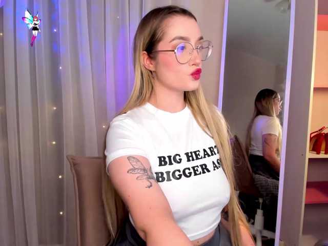 Bulochka-s-koritsey live cam on BongaCams