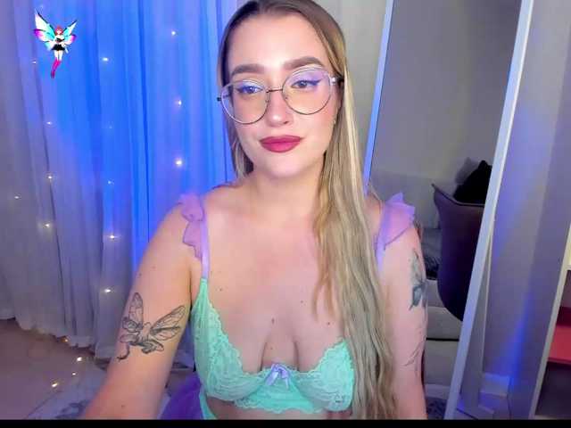 Bulochka-s-koritsey live cam on BongaCams