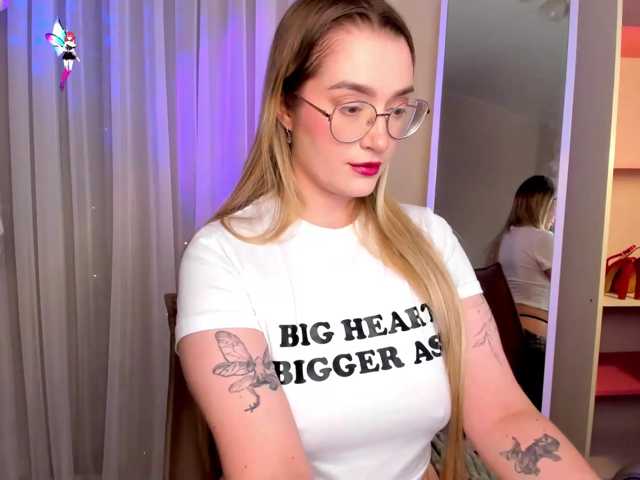 Bulochka-s-koritsey live cam on BongaCams