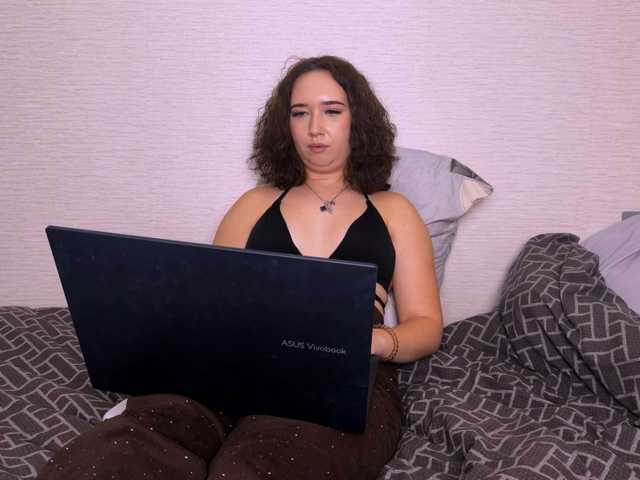 MabelleSchmaus live cam on BongaCams