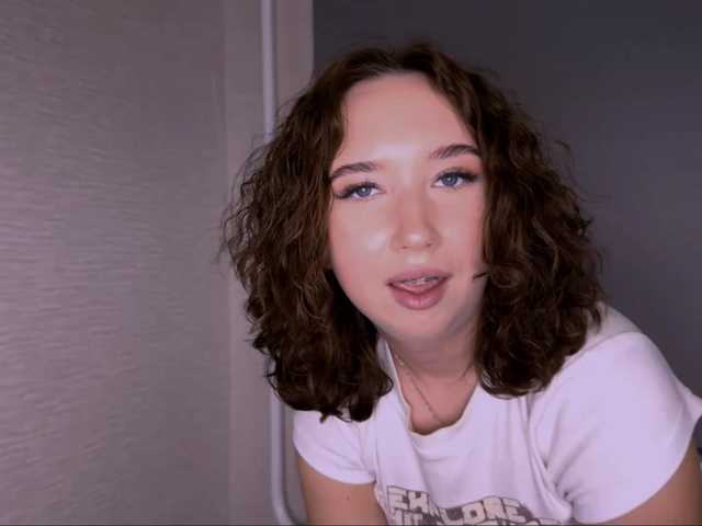 MabelleSchmaus live cam on BongaCams