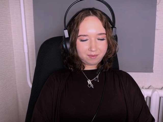 MabelleSchmaus live cam preview