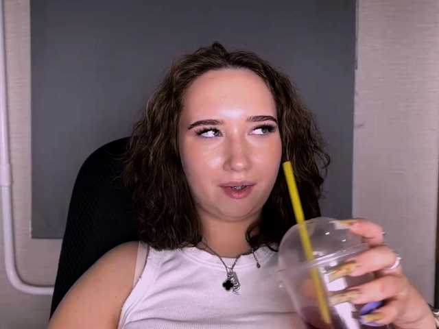 MabelleSchmaus live cam on BongaCams