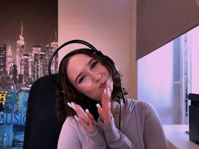 MabelleSchmaus live cam on BongaCams
