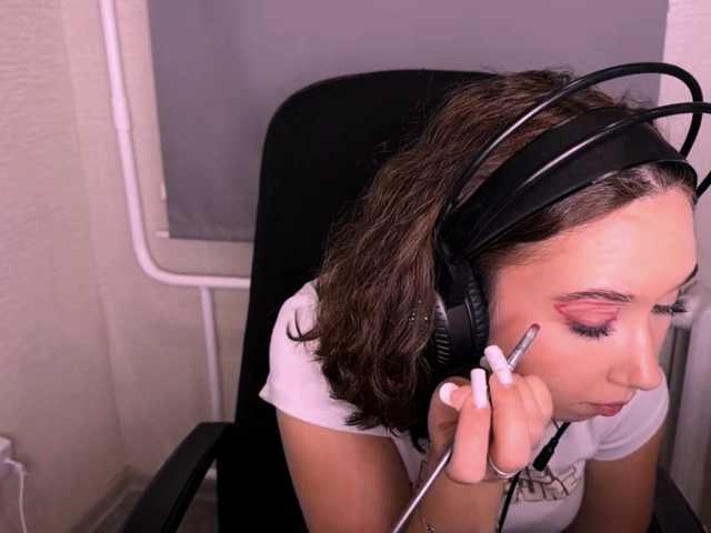 MabelleSchmaus live cam on BongaCams