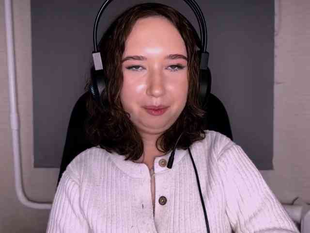 Model: MabelleSchmaus