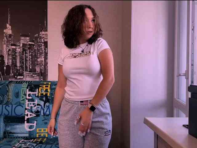 Model: MabelleSchmaus