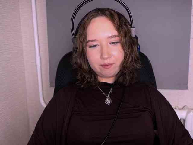 Model: MabelleSchmaus