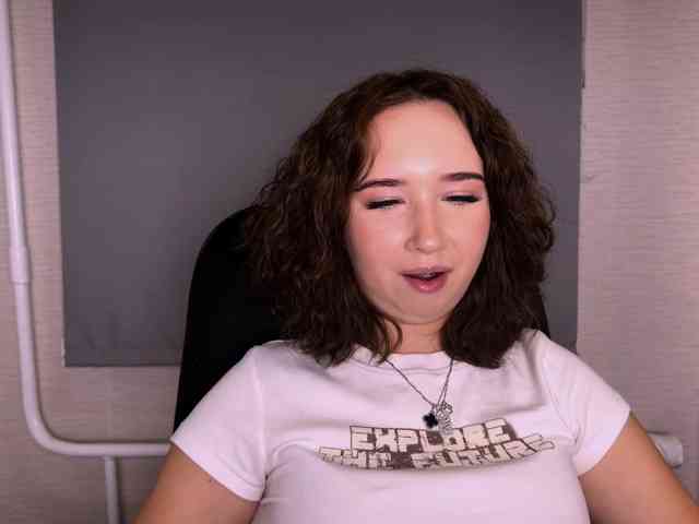 Model: MabelleSchmaus
