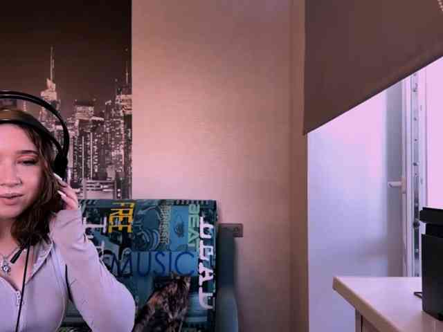 MabelleSchmaus webcam