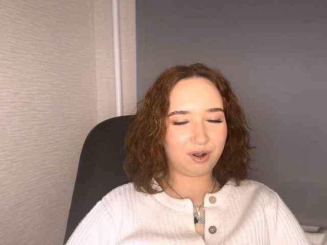 Model: MabelleSchmaus