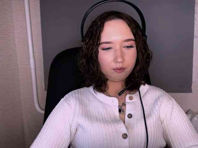 Model: MabelleSchmaus