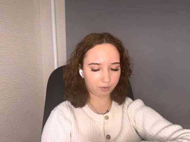Model: MabelleSchmaus