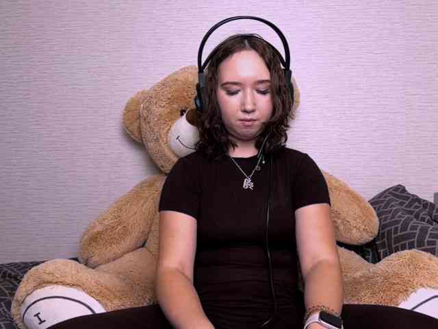 Model: MabelleSchmaus