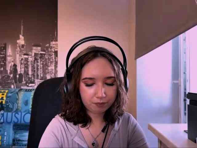 MabelleSchmaus webcam