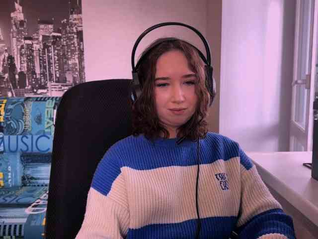 Model: MabelleSchmaus