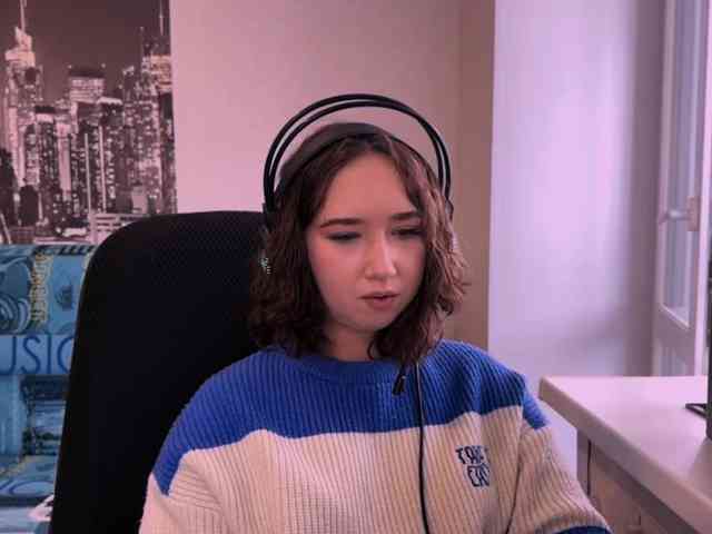 Model: MabelleSchmaus