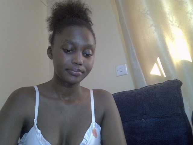Untamed2 live cam on BongaCams