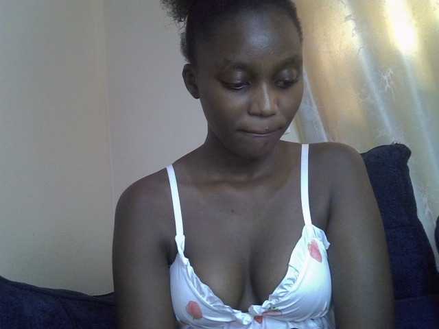 Untamed2 live cam on BongaCams