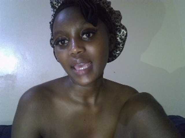Untamed2 live cam on BongaCams