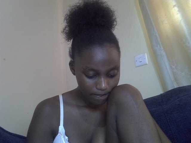 Untamed2 live cam on BongaCams