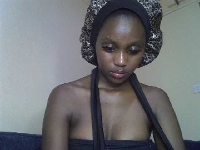 Untamed2 live cam on BongaCams