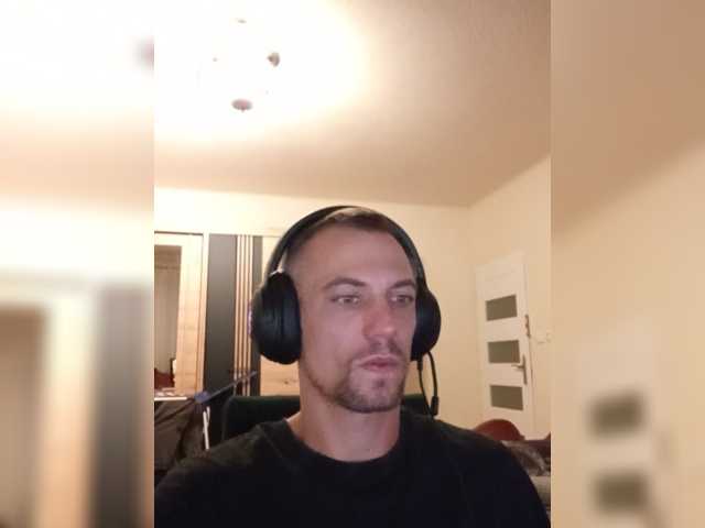 Balek93, 33 y/o - Live Cam on BongaCams