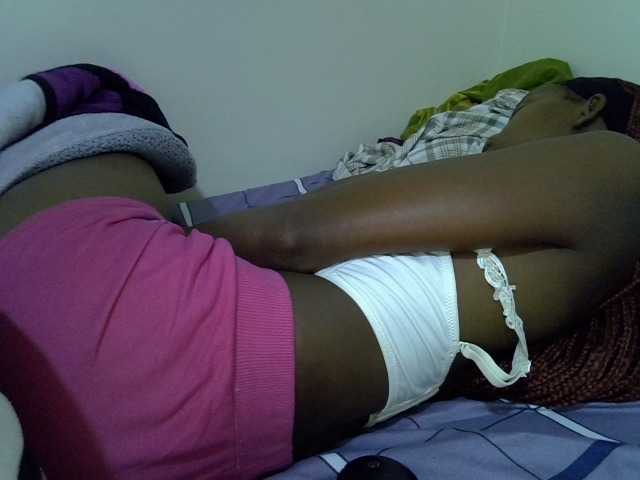 Cherry021 live cam on BongaCams