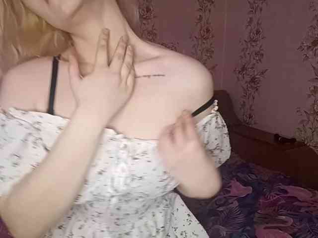 AlanaKavadias AlanaKavadias