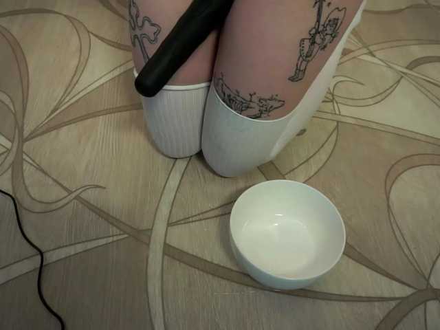 honeyblon live cam on BongaCams