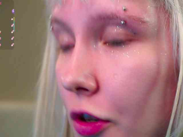 honeyblon webcam