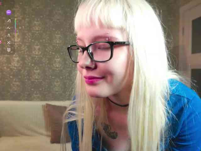 honeyblon webcam