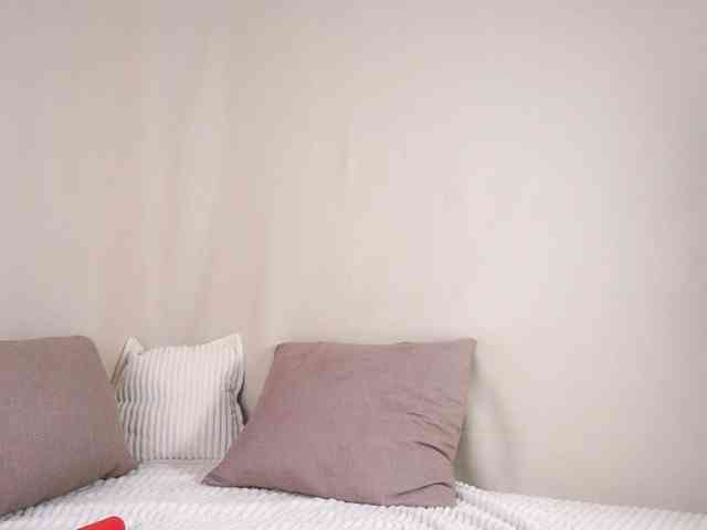 honeyblon webcam