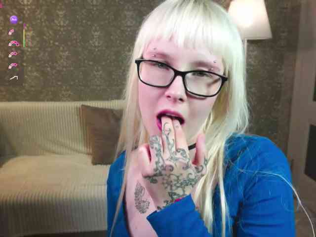 honeyblon webcam