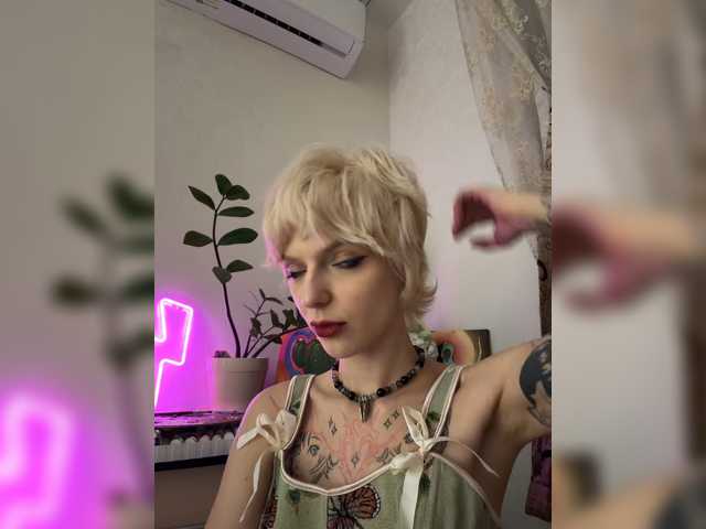 -raven live cam on BongaCams