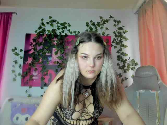KateBurlesk webcam