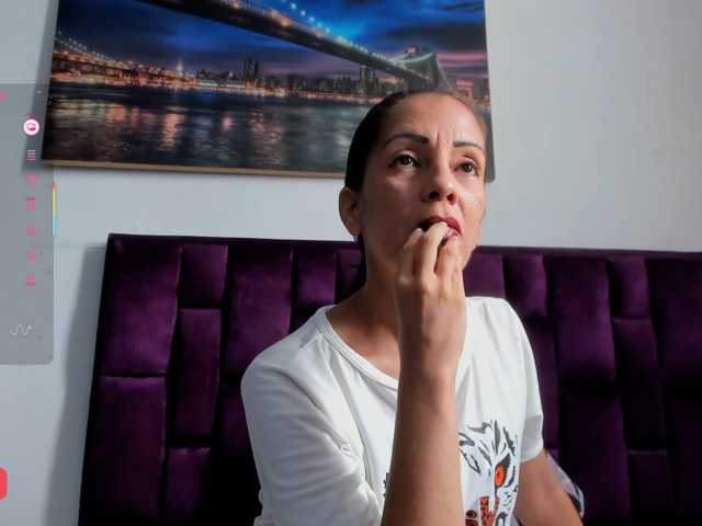 AnaHorny live cam preview