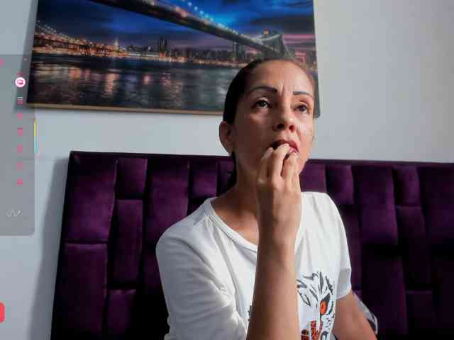 AnaHorny