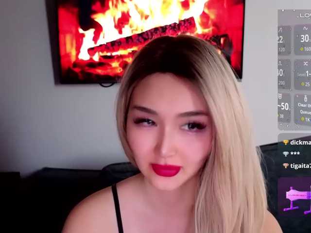 nikkydrive, en directo ahora en BongaCams