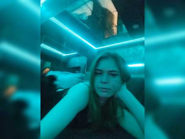 Angelina40, en vivo ahora en BongaCams