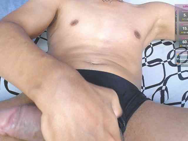 Thick-Latin-cock